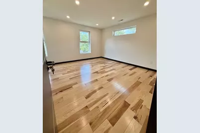 35 Greendale Ave #B, Worcester, MA 01606 - Photo 7