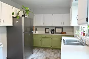 134 Church St, Ware, MA 01082 - Photo 5