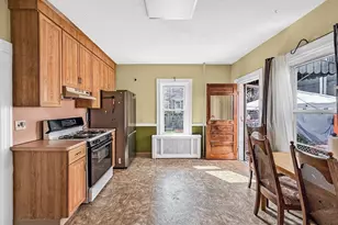 28 Ferry St, Everett, MA 02149 - Photo 19