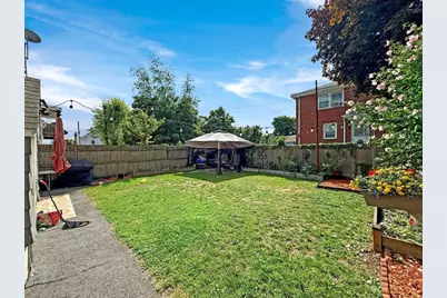28 Ferry St, Everett, MA 02149 - Photo 27