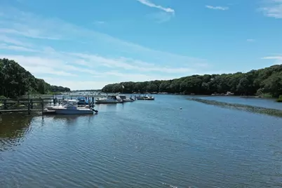 107 Shorewood Dr, Falmouth, MA 02536 - Photo 31