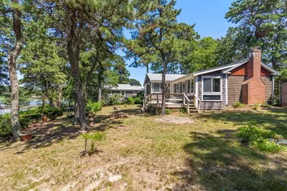 107 Shorewood Dr, Falmouth, MA 02536 - Photo 27