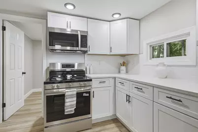 22 Knollwood Rd, Brimfield, MA 01010 - Photo 5