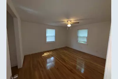 266 Lowell St, Wilmington, MA 01887 - Photo 5