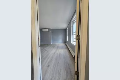 292 Tecumseh St, Fall River, MA 02721 - Photo 9