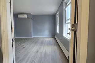292 Tecumseh St, Fall River, MA 02721 - Photo 9