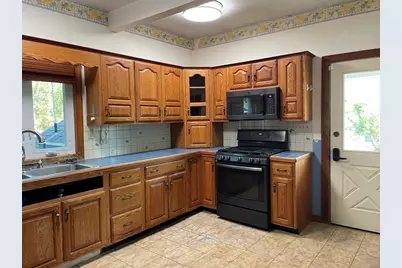 12 Tilton Ave, Brockton, MA 02301 - Photo 19