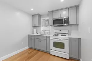 9 Vassall St, Quincy, MA 02170 - Photo 33