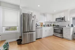 9 Vassall St, Quincy, MA 02170 - Photo 7
