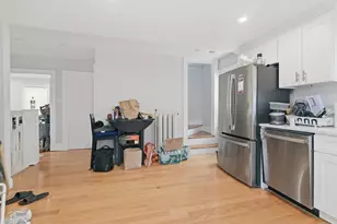 9 Vassall St, Quincy, MA 02170 - Photo 9