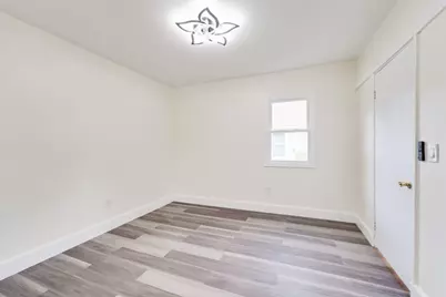 17 Bushwick Place, Springfield, MA 01109 - Photo 19