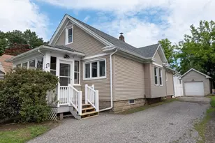 17 Bushwick Pl, Springfield, MA 01109 - Photo 5
