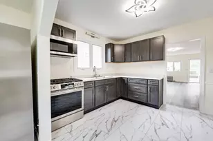 17 Bushwick Pl, Springfield, MA 01109 - Photo 13