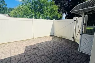 47 Redden Rd, Springfield, MA 01119 - Photo 17