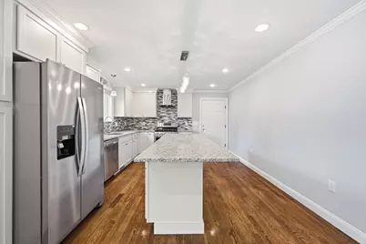 305 Lynn St, Malden, MA 02148 - Photo 3