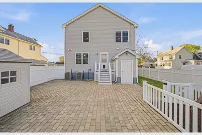 305 Lynn St, Malden, MA 02148 - Photo 35