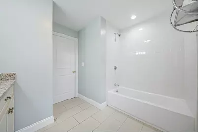 305 Lynn St, Malden, MA 02148 - Photo 33
