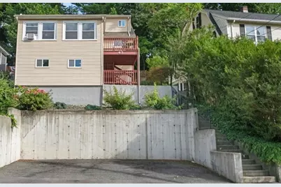 43 Elm St, Medford, MA 02155 - Photo 17