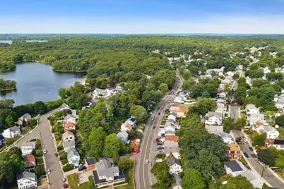 43 Elm St, Medford, MA 02155 - Photo 25