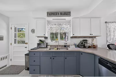 84 Evans Street, Somerset, MA 02726 - Photo 9