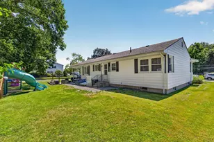 84 Evans St, Somerset, MA 02726 - Photo 25