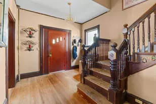 54 Richfield St, Boston, MA 02125 - Photo 3