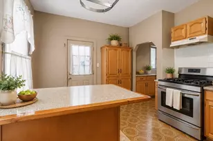 54 Richfield St, Boston, MA 02125 - Photo 15