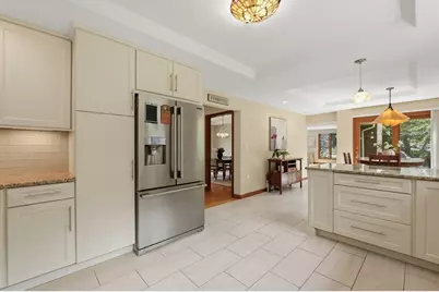 7 Miramar Dr, Pembroke, MA 02359 - Photo 9