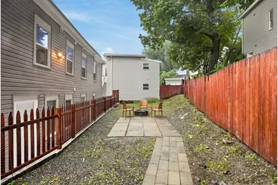 24 Walnut St, Fitchburg, MA 01420 - Photo 35