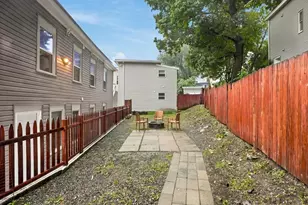 24 Walnut St, Fitchburg, MA 01420 - Photo 35
