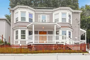 24 Walnut St, Fitchburg, MA 01420 - Photo 1