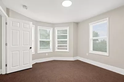 24 Walnut St, Fitchburg, MA 01420 - Photo 23