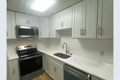 1409 River St #7, Boston, MA 02136 - Photo 5
