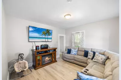 15 Cascade St, Fitchburg, MA 01420 - Photo 17