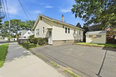 103 Duryea St, Springfield, MA 01104 - Photo 3