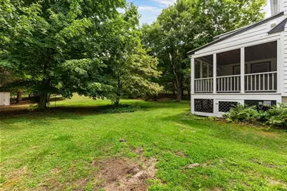 75 Lexington St, Burlington, MA 01803 - Photo 31