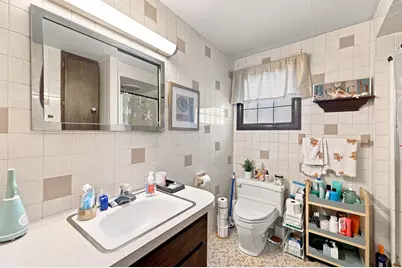 124 E Meadow Rd, Lowell, MA 01854 - Photo 35