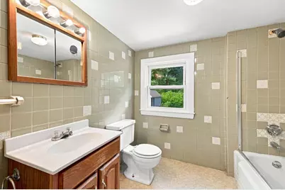 124 E Meadow Rd, Lowell, MA 01854 - Photo 7