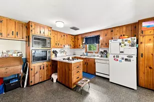124 E Meadow Rd, Lowell, MA 01854 - Photo 9