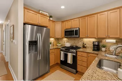 326 Centre St. #3, Boston, MA 02130 - Photo 3