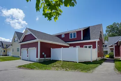 18 Village Ln #4, Bolton, MA 01740 - Photo 5