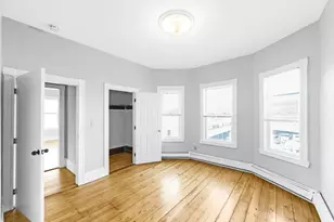 306 Centre St, Boston, MA 02130 - Photo 7