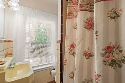 15 Willow Street, Reading, MA 01867 - Photo 17