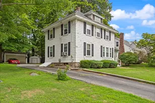 15 Willow St, Reading, MA 01867 - Photo 1