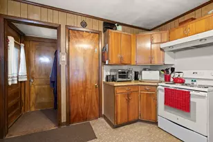 15 Willow St, Reading, MA 01867 - Photo 11