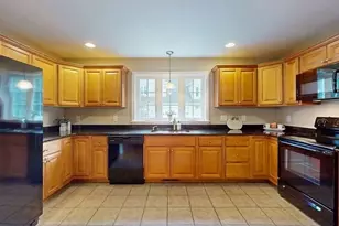 23 Enaya Cir, Worcester, MA 01606 - Photo 15