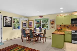 135 Mayflower Ln, Tisbury, MA 02568 - Photo 13
