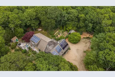 135 Mayflower Lane, Tisbury, MA 02568 - Photo 31