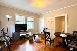 14 Craigie St, Somerville, MA 02143 - Photo 1