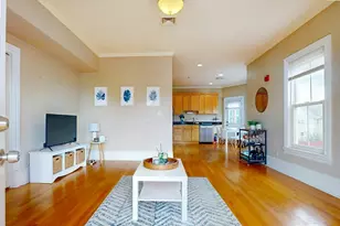 561 Broadway, Somerville, MA 02145 - Photo 5